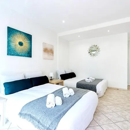 Apartment Le Maubourg - Terrasse Near Beaches *